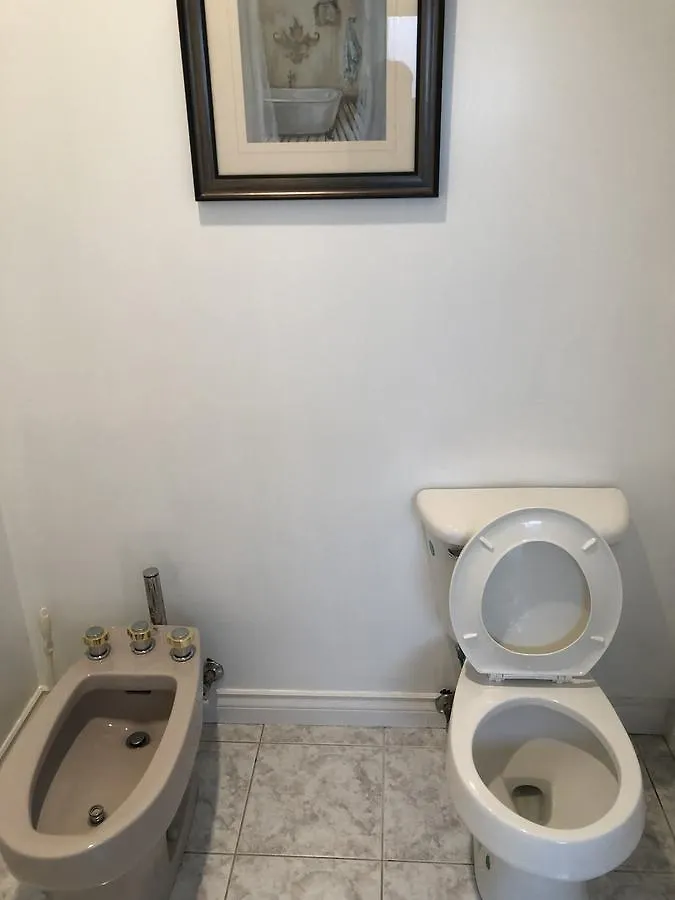 Xin Xin House Bed and Breakfast Ρίτσμοντ Καναδάς